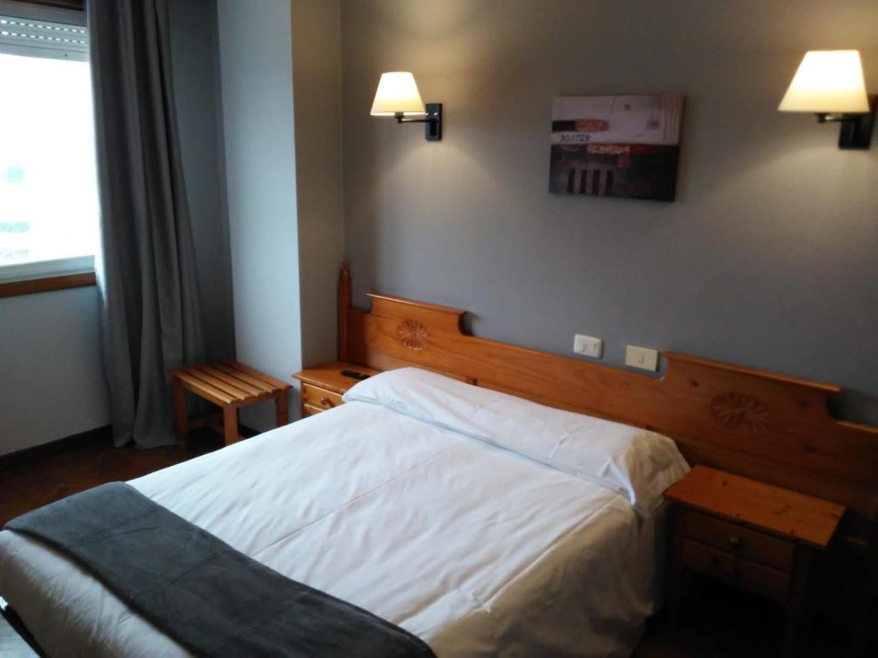 Hostal San Telmo Tui Exteriör bild